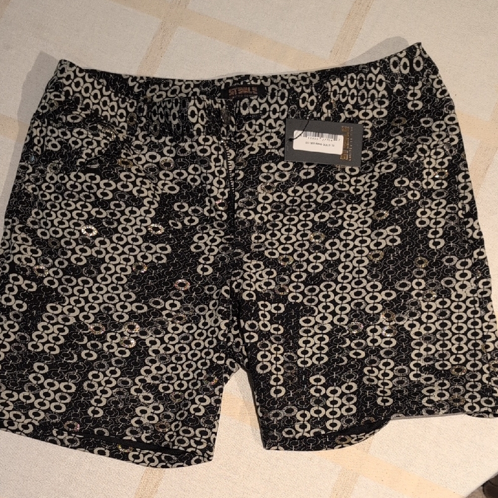 St33le - Limited Edition Printed Black And Gold Rings 5 Pocket Shorts